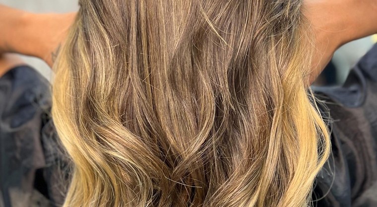 Trabalho de cabelo feito no salão