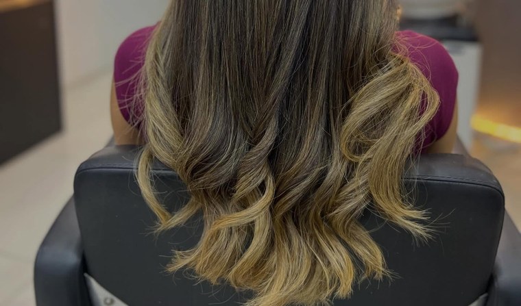Cabelo com ombré feito no salão